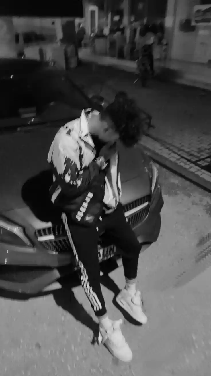 boys-dp-with-car