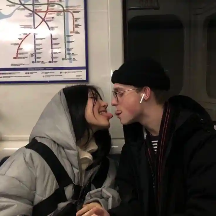 cute-love-dp