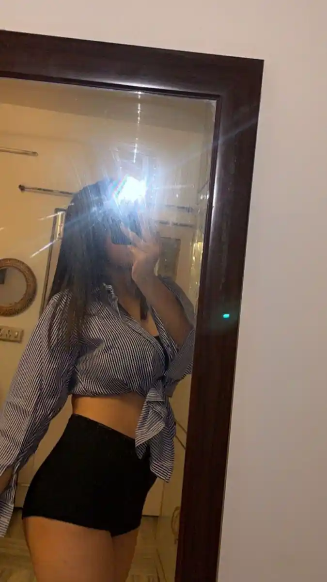 hide-face-girl-dp hide-face-girl-dp