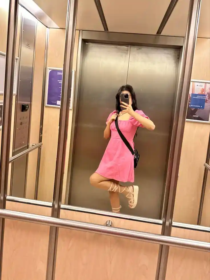 hide-face-girl-dp hide-face-girl-dp