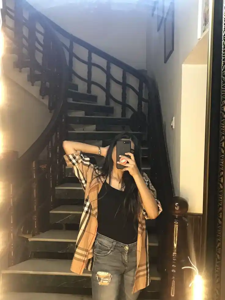 hide-face-girl-dp hide-face-girl-dp