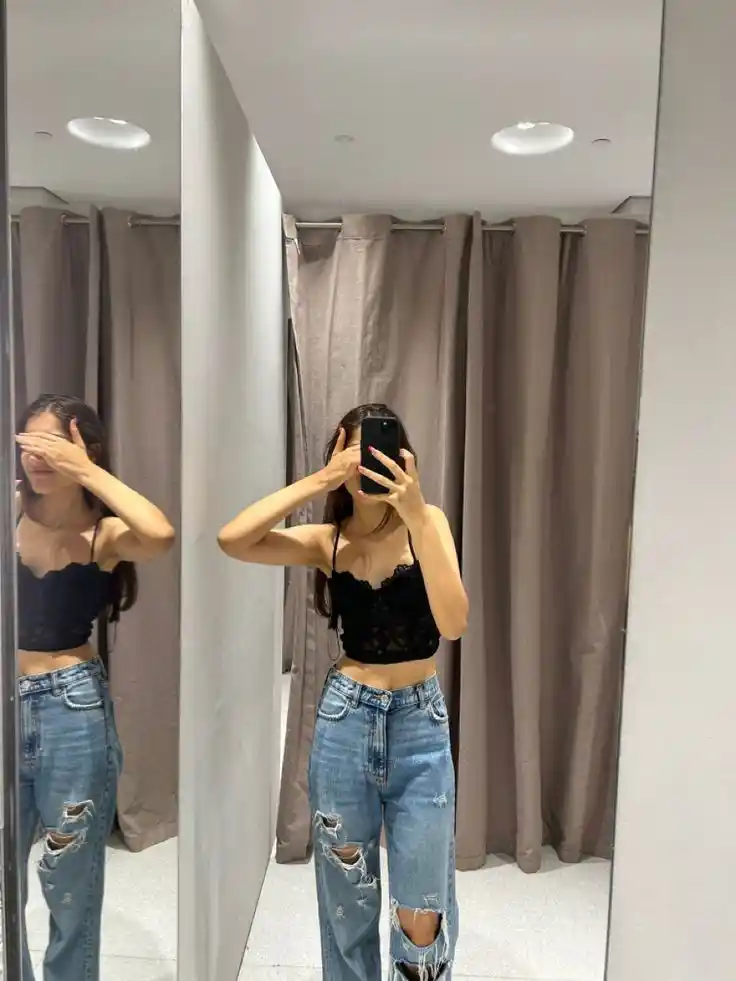 hijab-girl-hide-face-pic-dp hijab-girl-hide-face-pic-dp