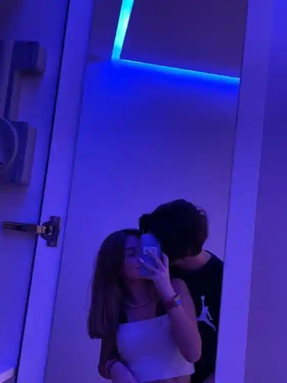 profile-love-dp