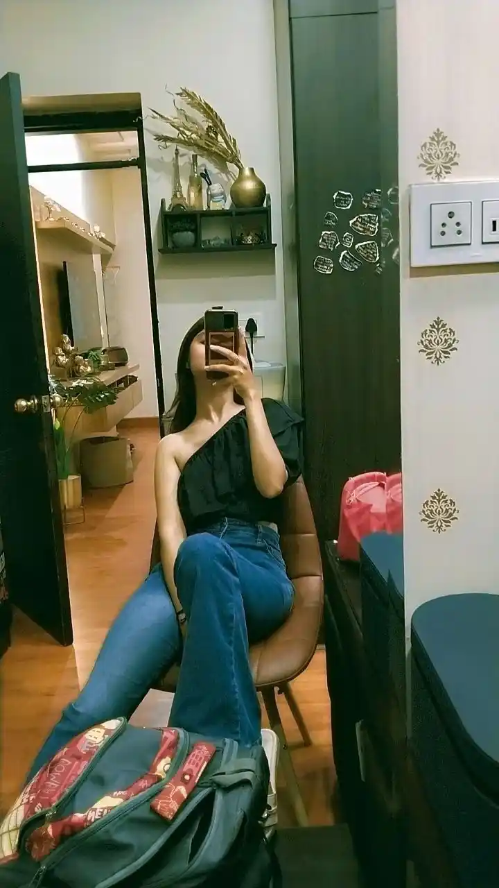 real-hide-face-girl-pic real-hide-face-girl-pic