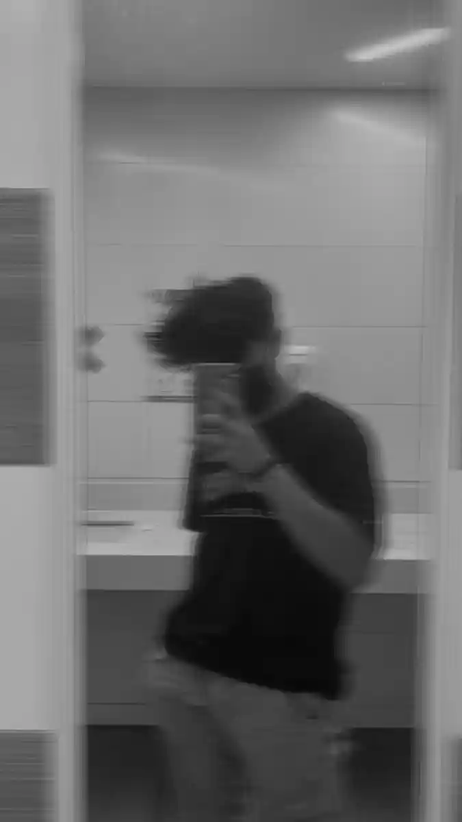 breakup-sad-boy-dp breakup-sad-boy-dp