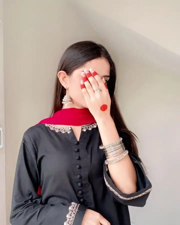 hide-face-girl-pic-dp hide-face-girl-pic-dp