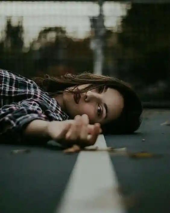 sad-girl-dp-for-whatsapp sad-girl-dp-for-whatsapp