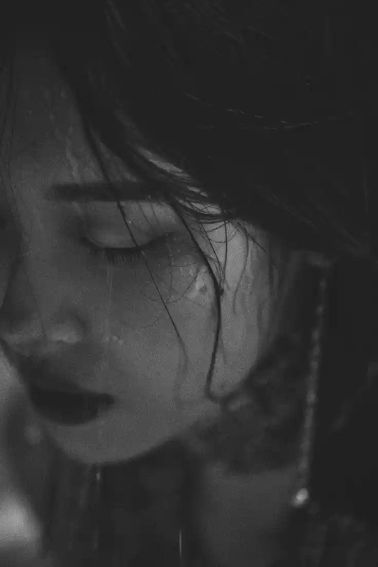 whatsapp-alone-sad-girl-dp whatsapp-alone-sad-girl-dp