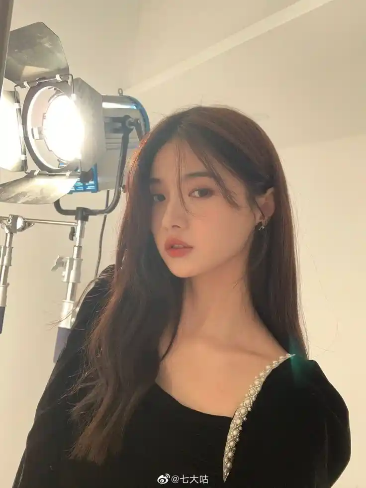 instagram-korean-girl-dp