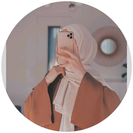 Aesthetic Hijab DP for Instagram
