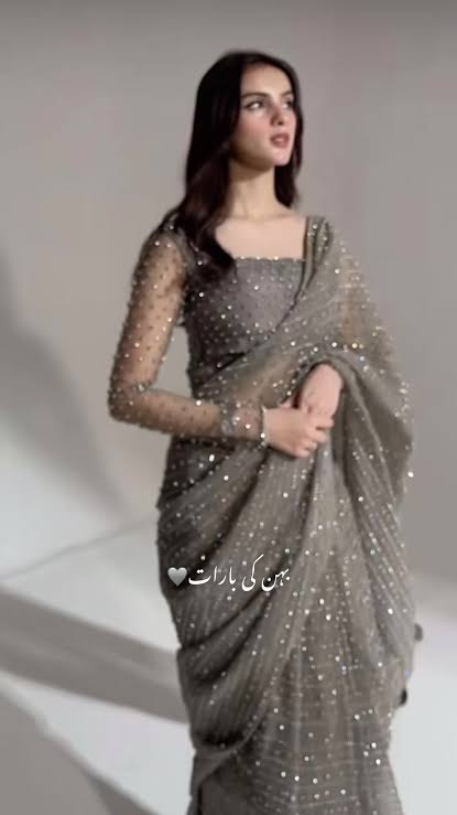Saree Colors That Look Beautiful In DP Photos