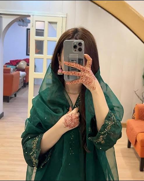 Cute Girl DP: Simple and Natural Girl DP